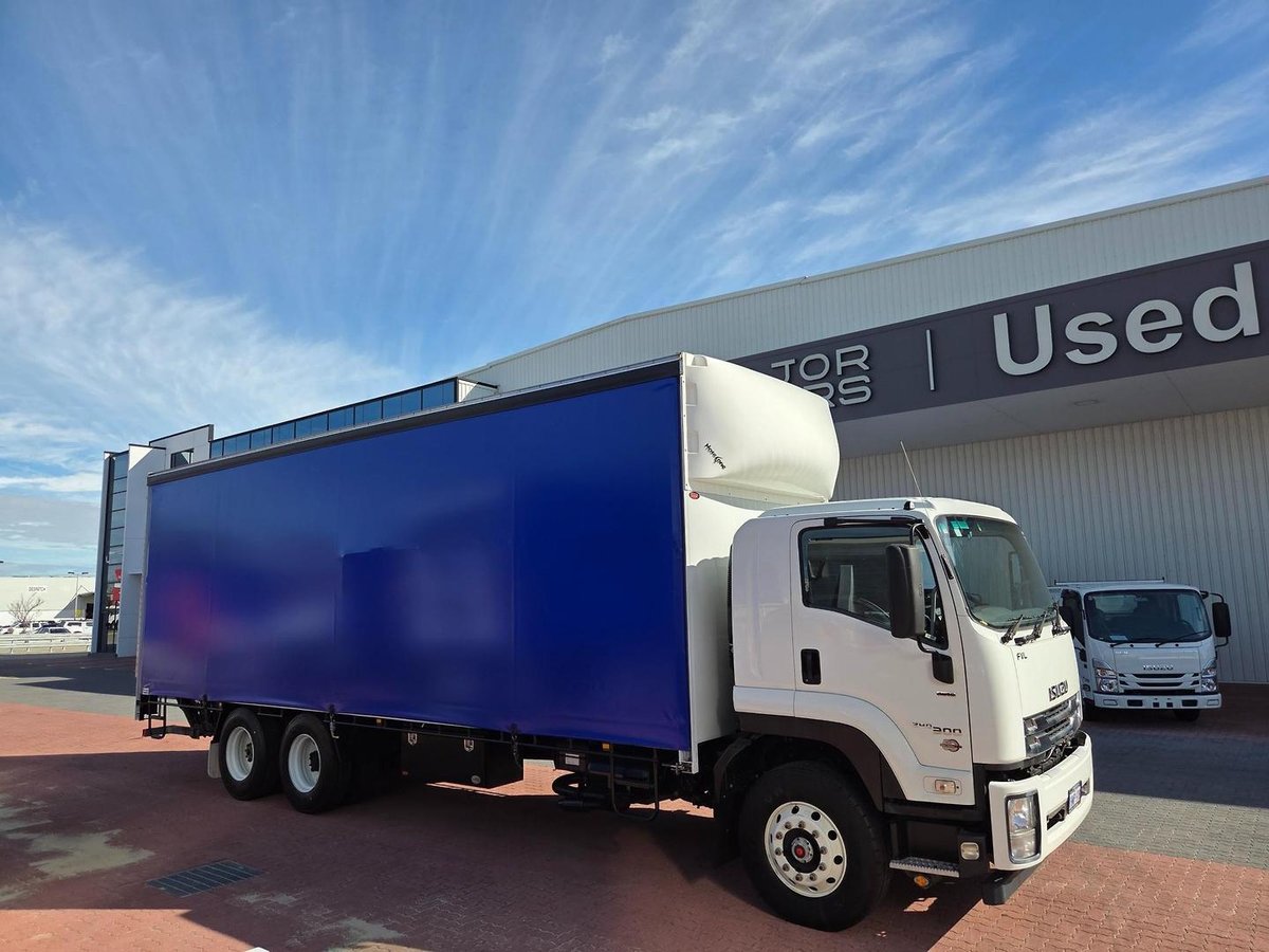2021 Isuzu Fvl 240-300 Auto 14 Pallet Tautliner/Lift image 24