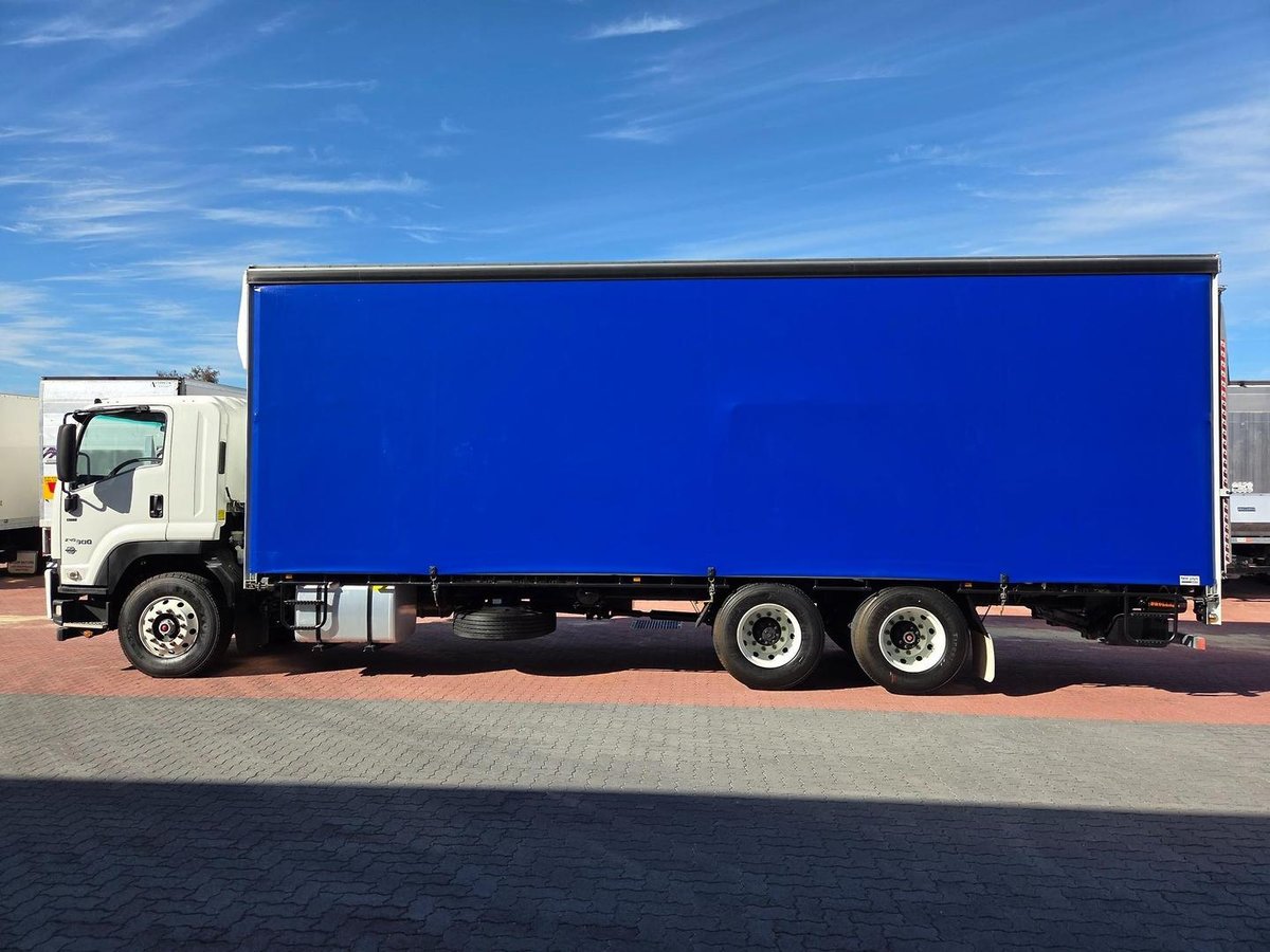 2021 Isuzu Fvl 240-300 Auto 14 Pallet Tautliner/Lift image 12