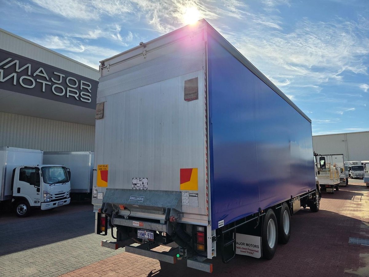 2021 Isuzu Fvl 240-300 Auto 14 Pallet Tautliner/Lift image 23