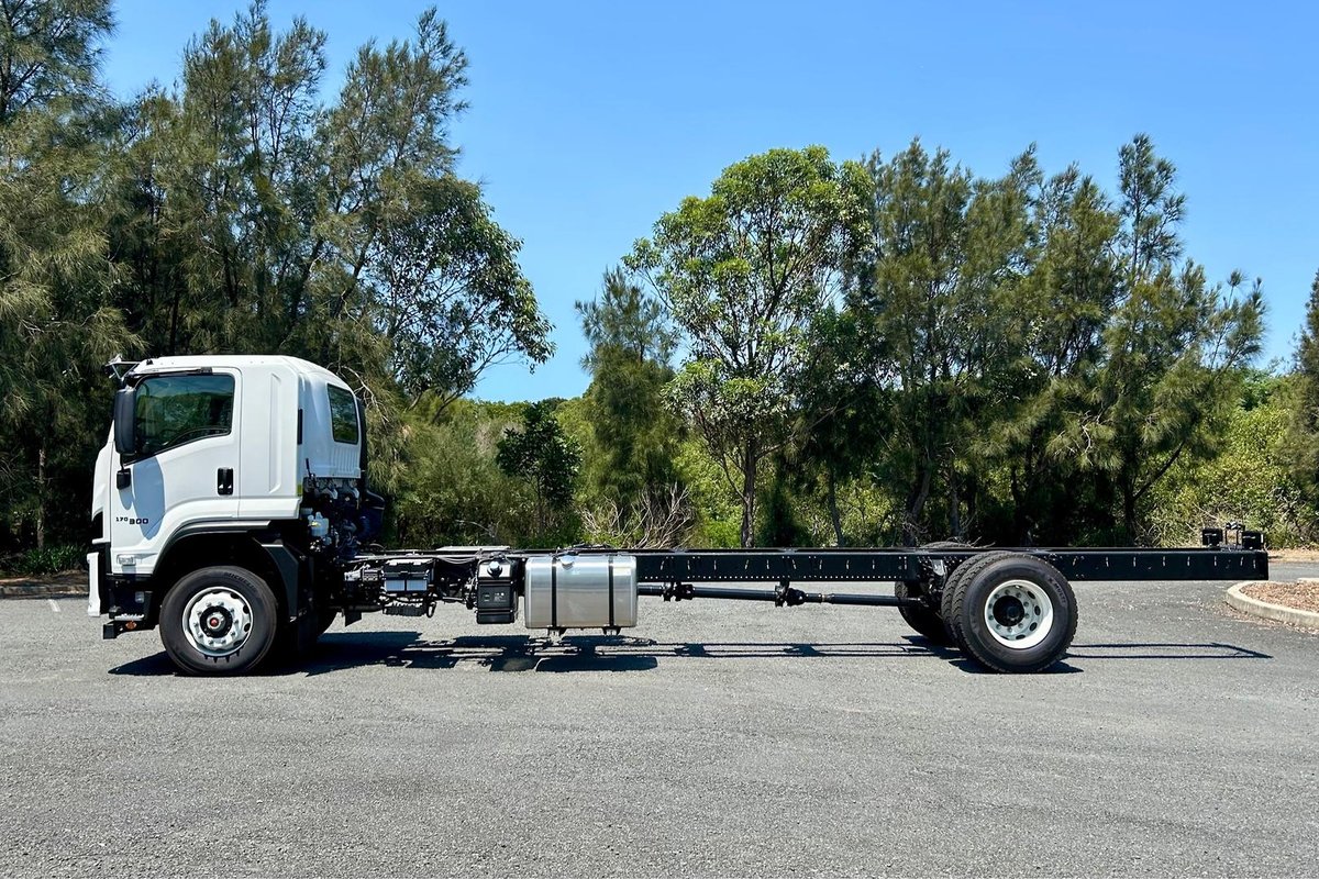 2025 Isuzu F Series FVD 170-300 AT R70 image 2