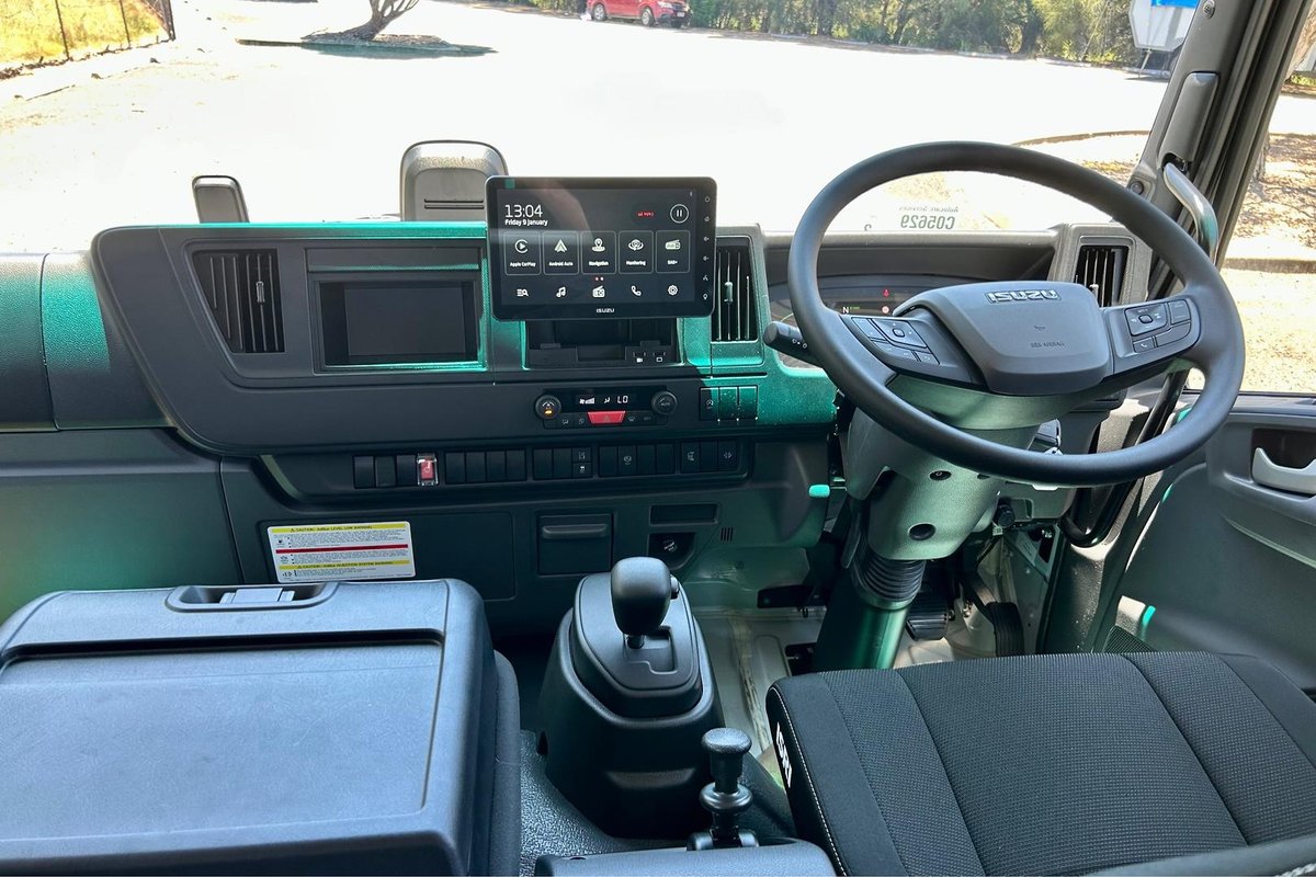 2025 Isuzu F Series FRR 110-240 AM C52 image 18