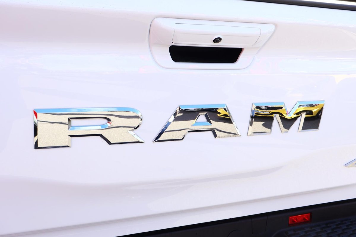 2025 RAM 1500 Laramie Sport Hurricane SO RamBox DT MY25 4X4 Dual Range image 39