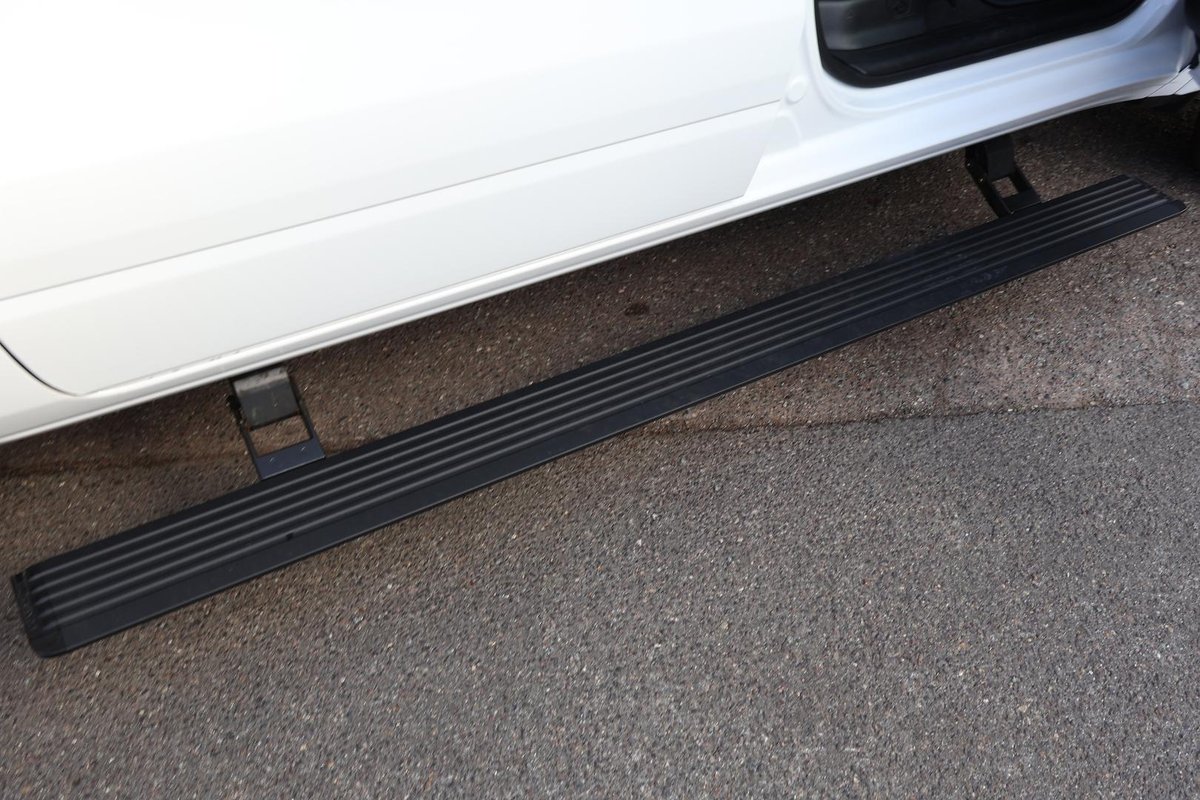2025 RAM 1500 image 43