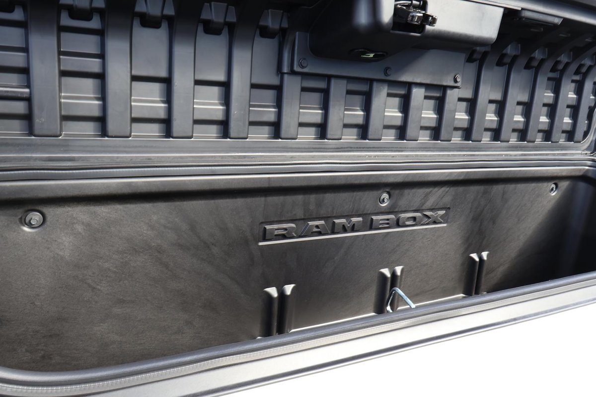 2025 RAM 1500 image 39
