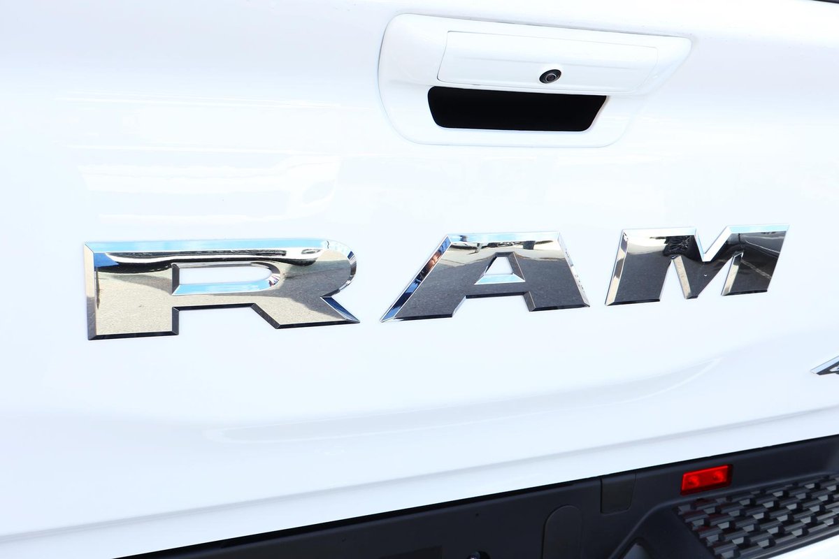 2025 RAM 1500 image 41
