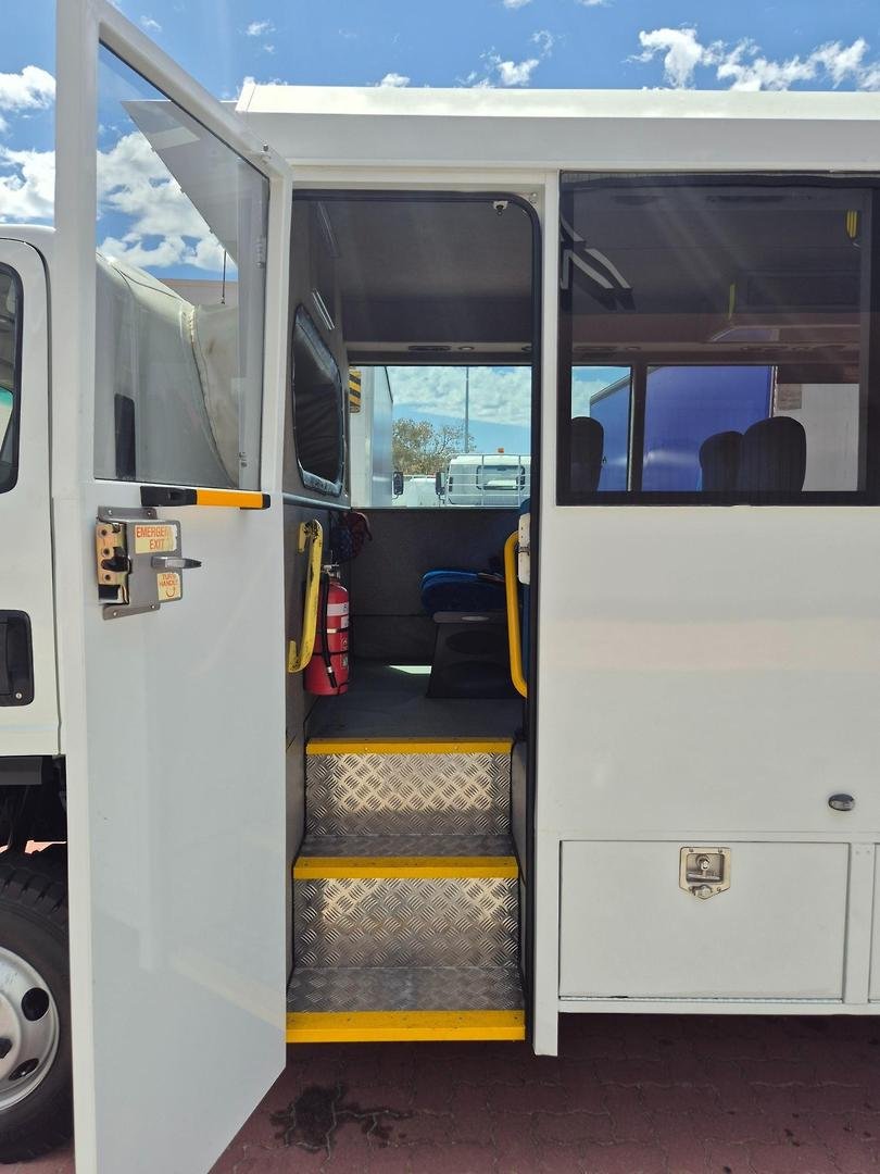 2020 Isuzu Nps75-155 Amt 4X4 Coach 18 Seat Bus image 14