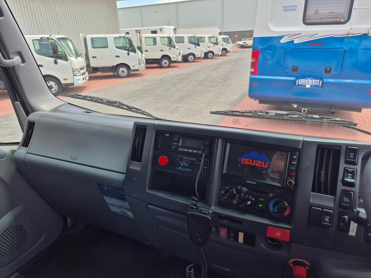 2020 Isuzu Nps75-155 Amt 4X4 Coach 18 Seat Bus image 12