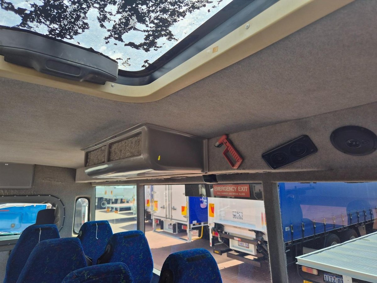 2020 Isuzu Nps75-155 Amt 4X4 Coach 18 Seat Bus image 19