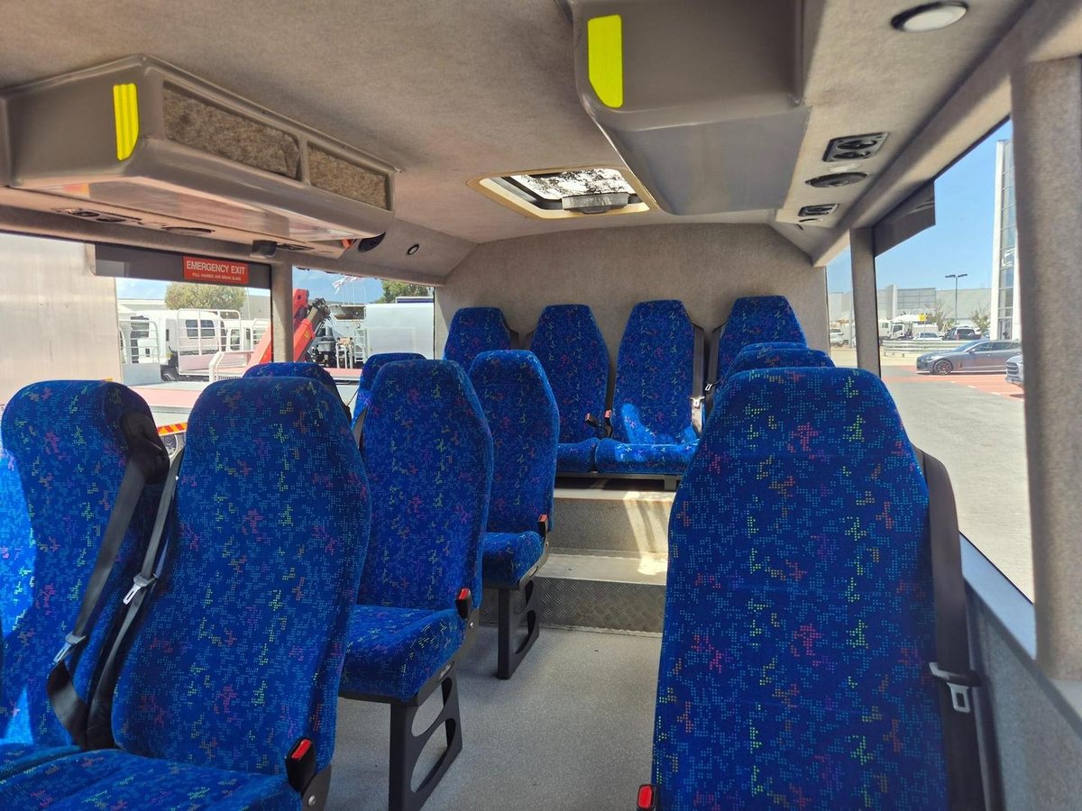 2020 Isuzu Nps75-155 Amt 4X4 Coach 18 Seat Bus image 23