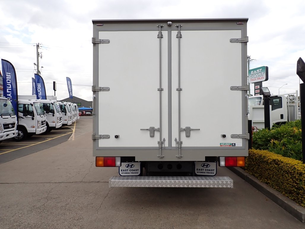 2025 Hyundai Ex6 Mwb image 5