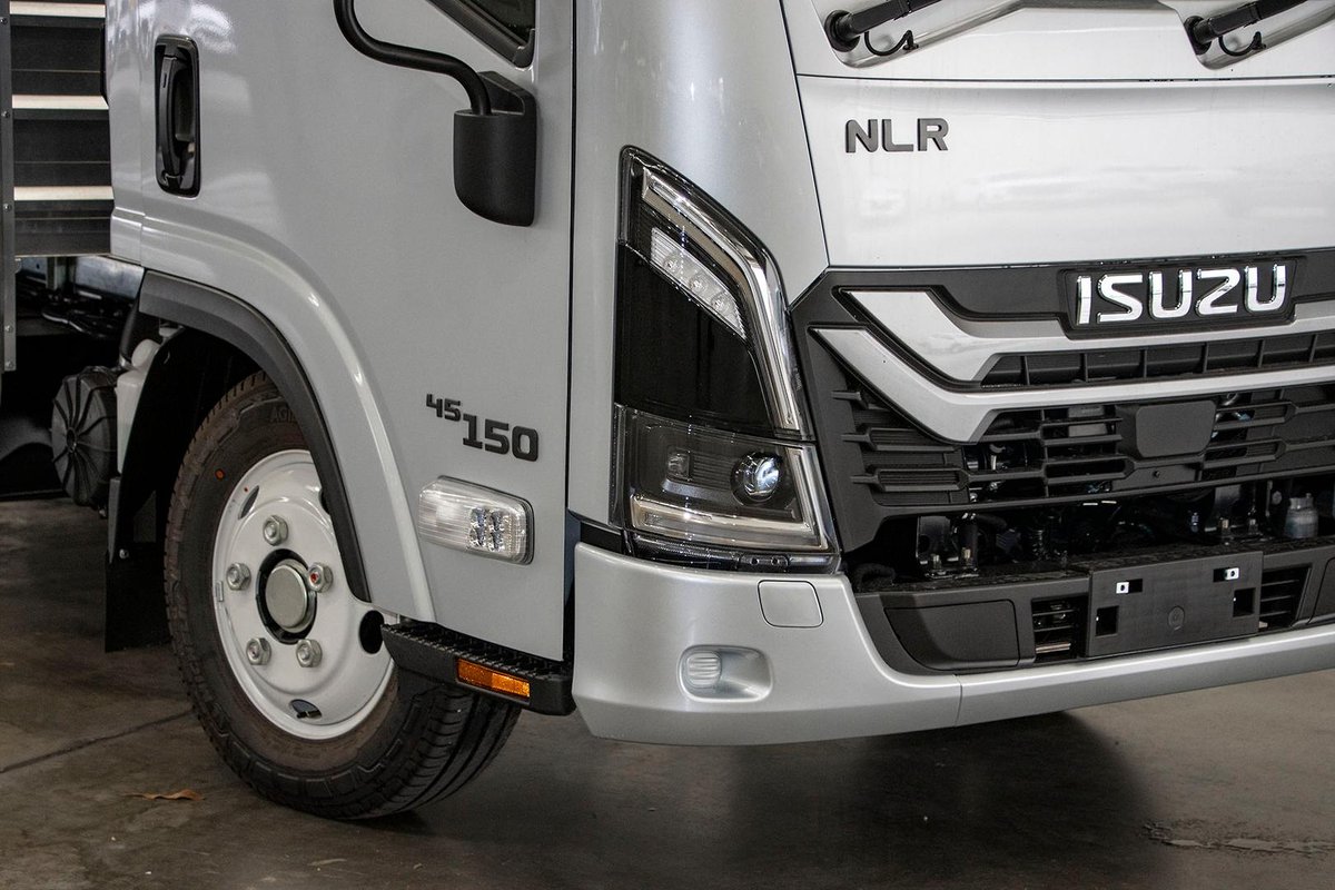 2026 Isuzu Nlr 45-150 Dt Med Tray Pack NLR 45 150 image 14