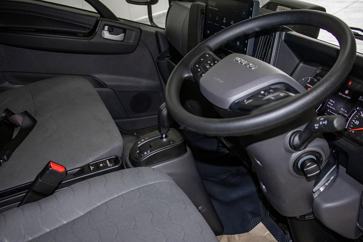 2026 Isuzu Nlr 45-150 Dt Med Tray Pack NLR 45 150 image 6