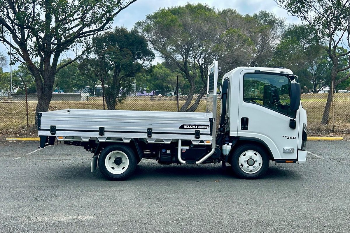 2026 Isuzu N Series Nlr 45-150 Dt D25 Traypack image 2