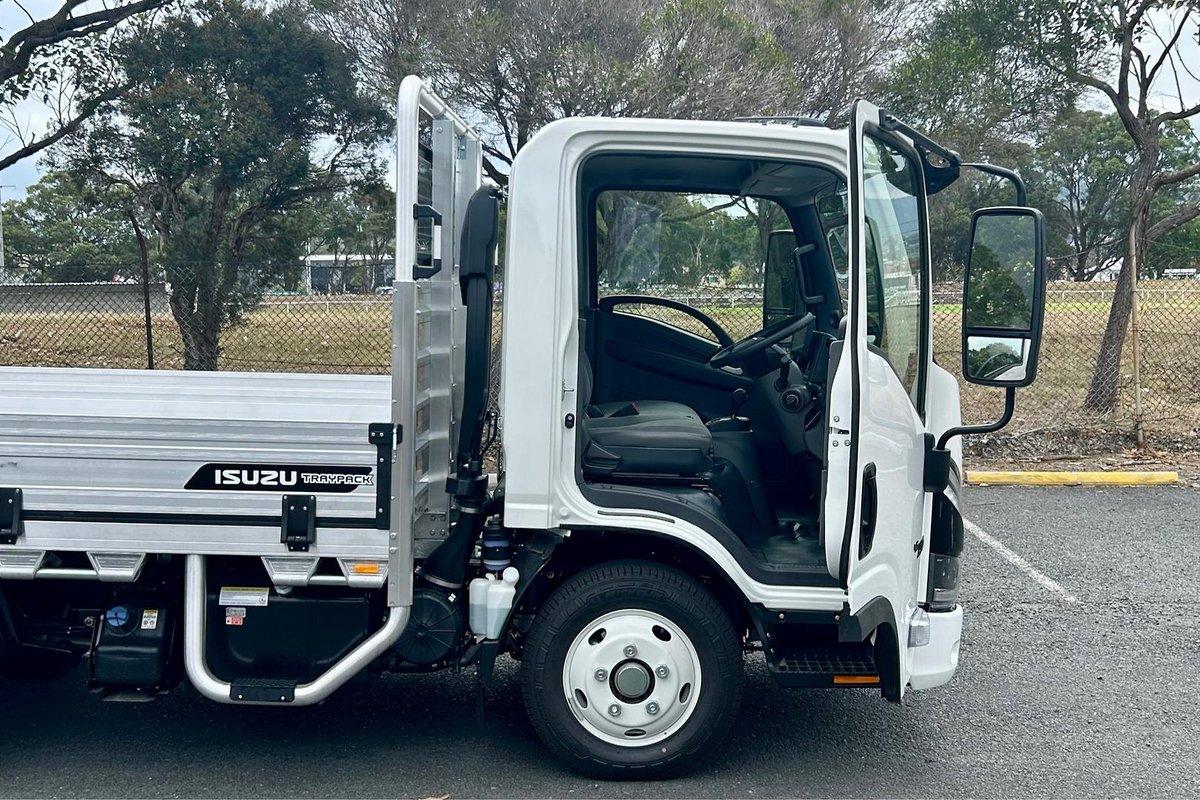 2026 Isuzu N Series Nlr 45-150 Dt D25 Traypack image 15