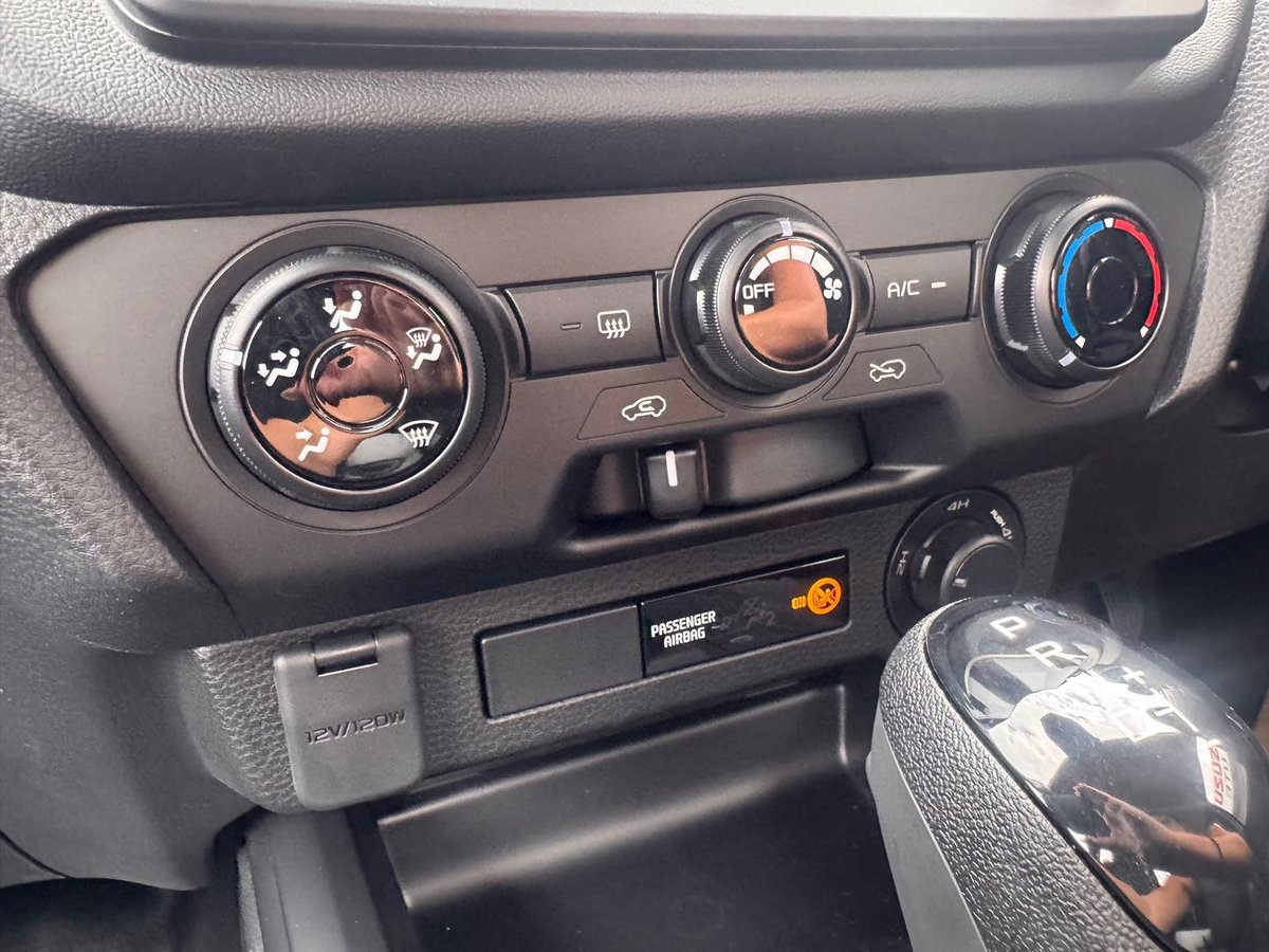 2026 Isuzu D-MAX SX MY25.5 4X4 Dual Range image 27