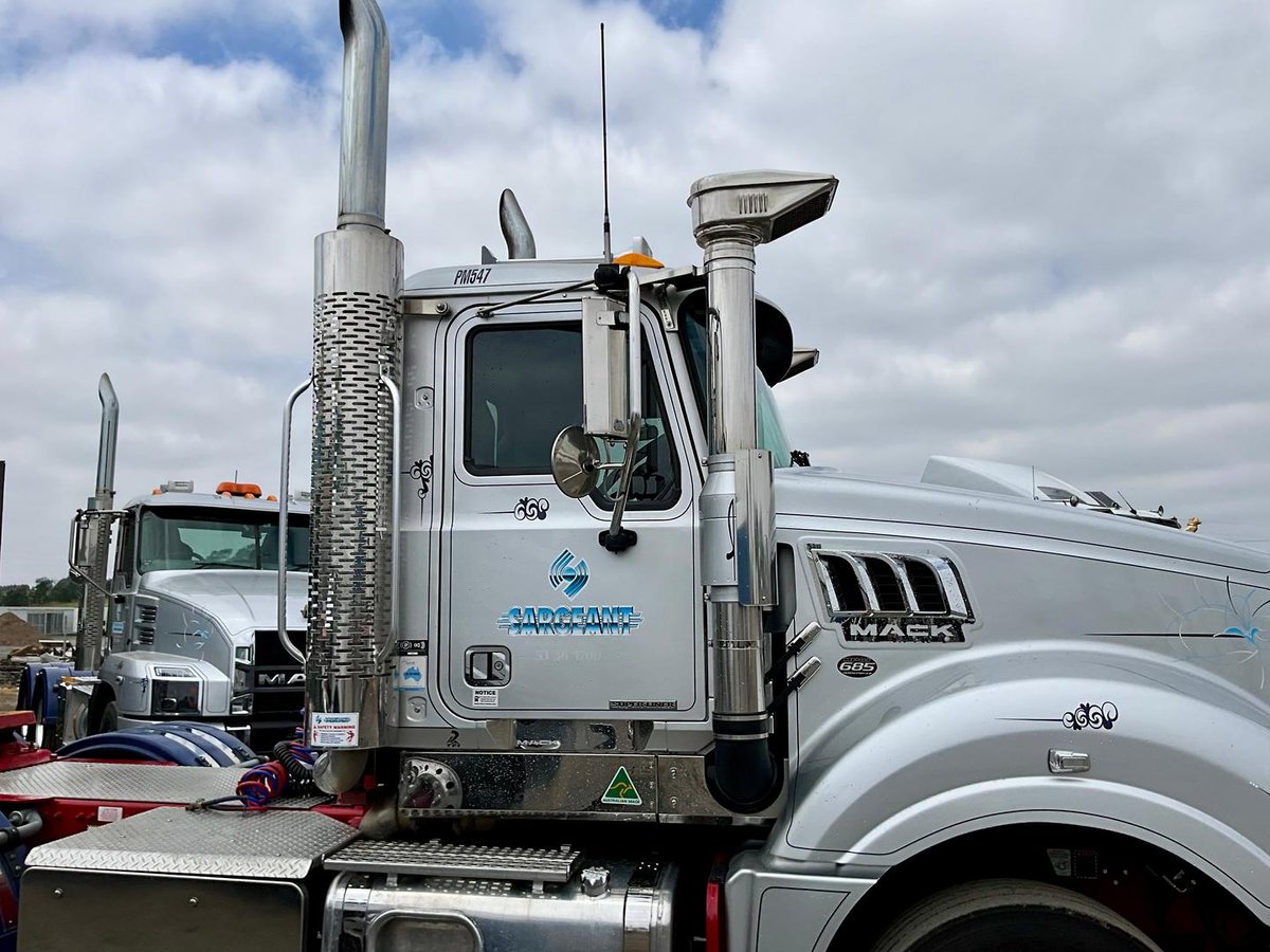 2023 Mack Superliner MACK SUPERLINER CLXT image 23