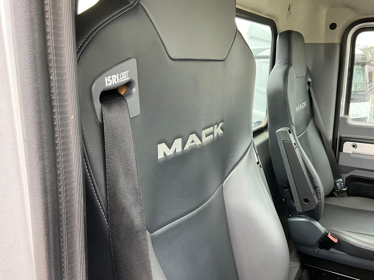 2023 Mack Superliner MACK SUPERLINER CLXT image 8