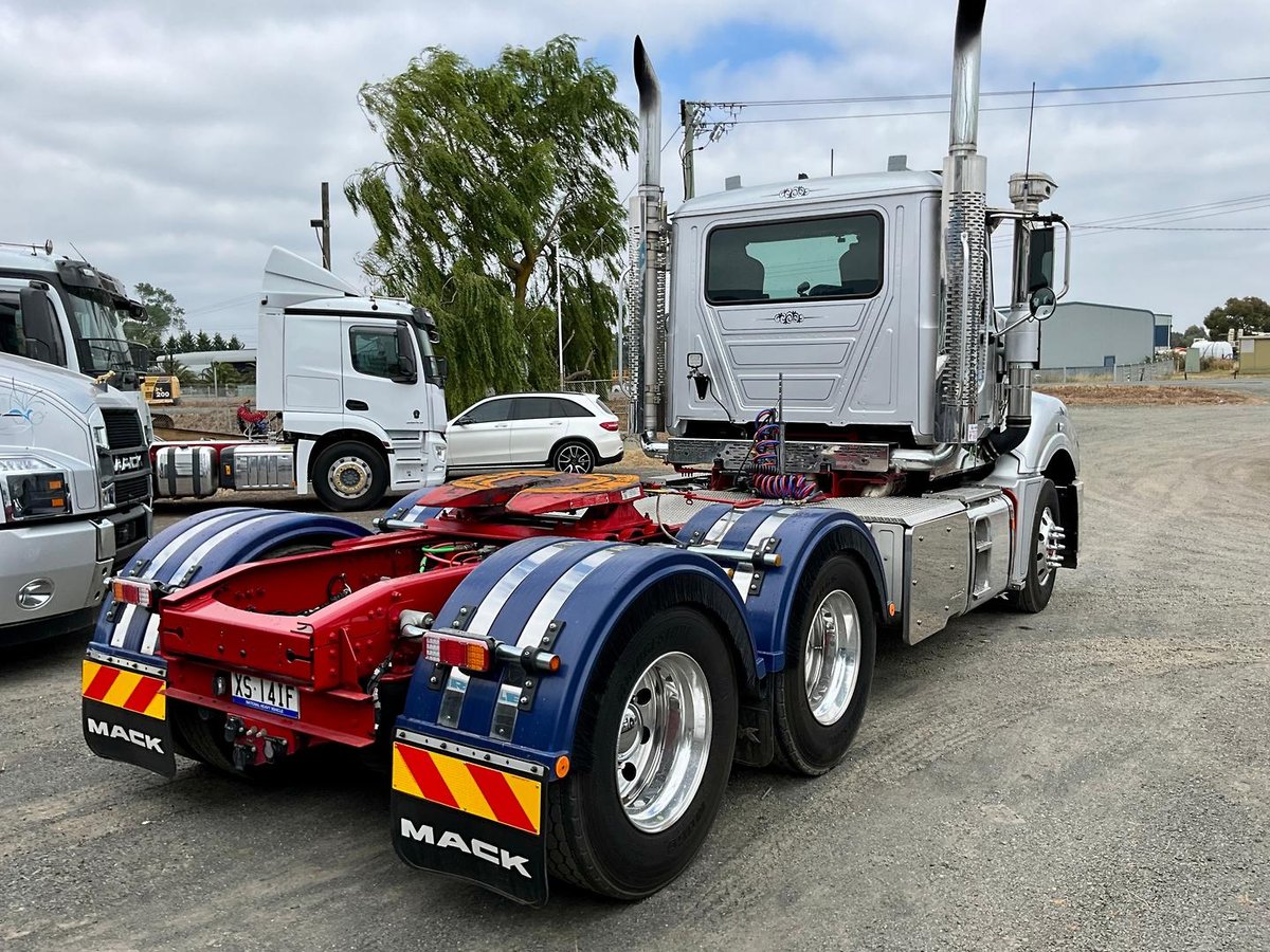 2023 Mack Superliner MACK SUPERLINER CLXT image 24