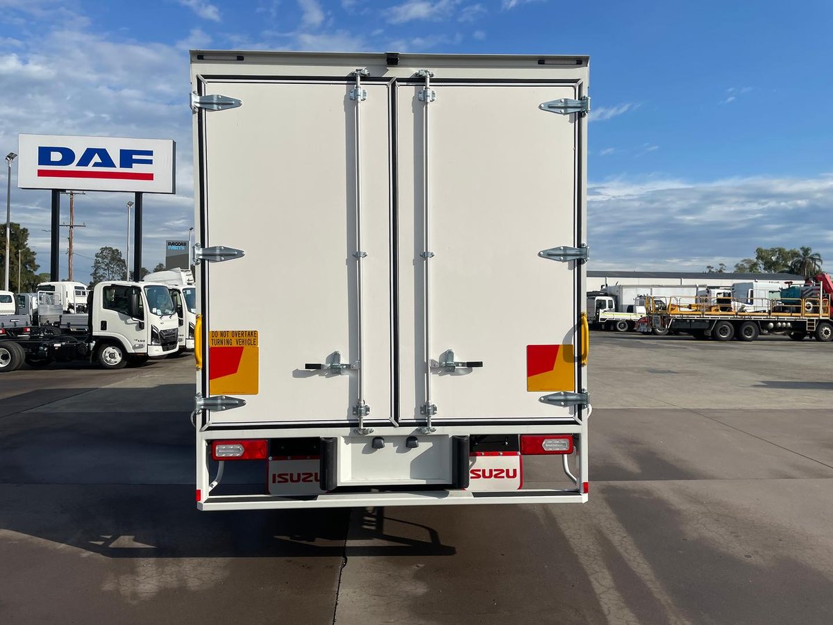 2025 Isuzu Nqr 88/80-190 Am D42 Limited Edition 8 Pallet Freightpack image 6