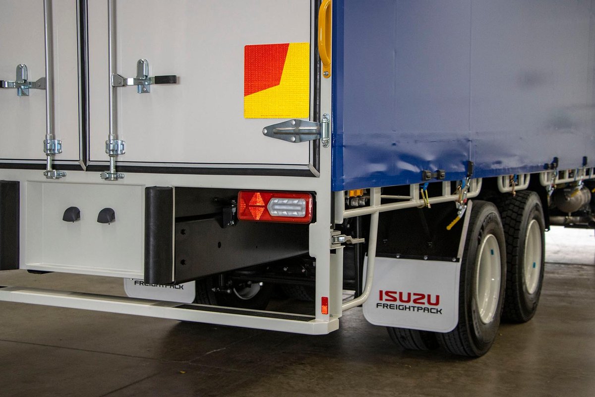 2026 Isuzu Fvl 260-300 Freight Pack FVL 260-300 image 18