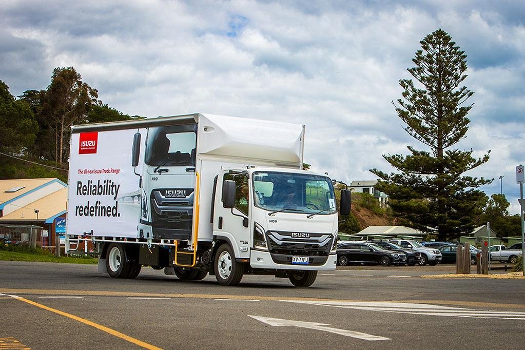 2026 Isuzu Nqr 88-190 Am D42 FREIGHTPACK 8 image 18