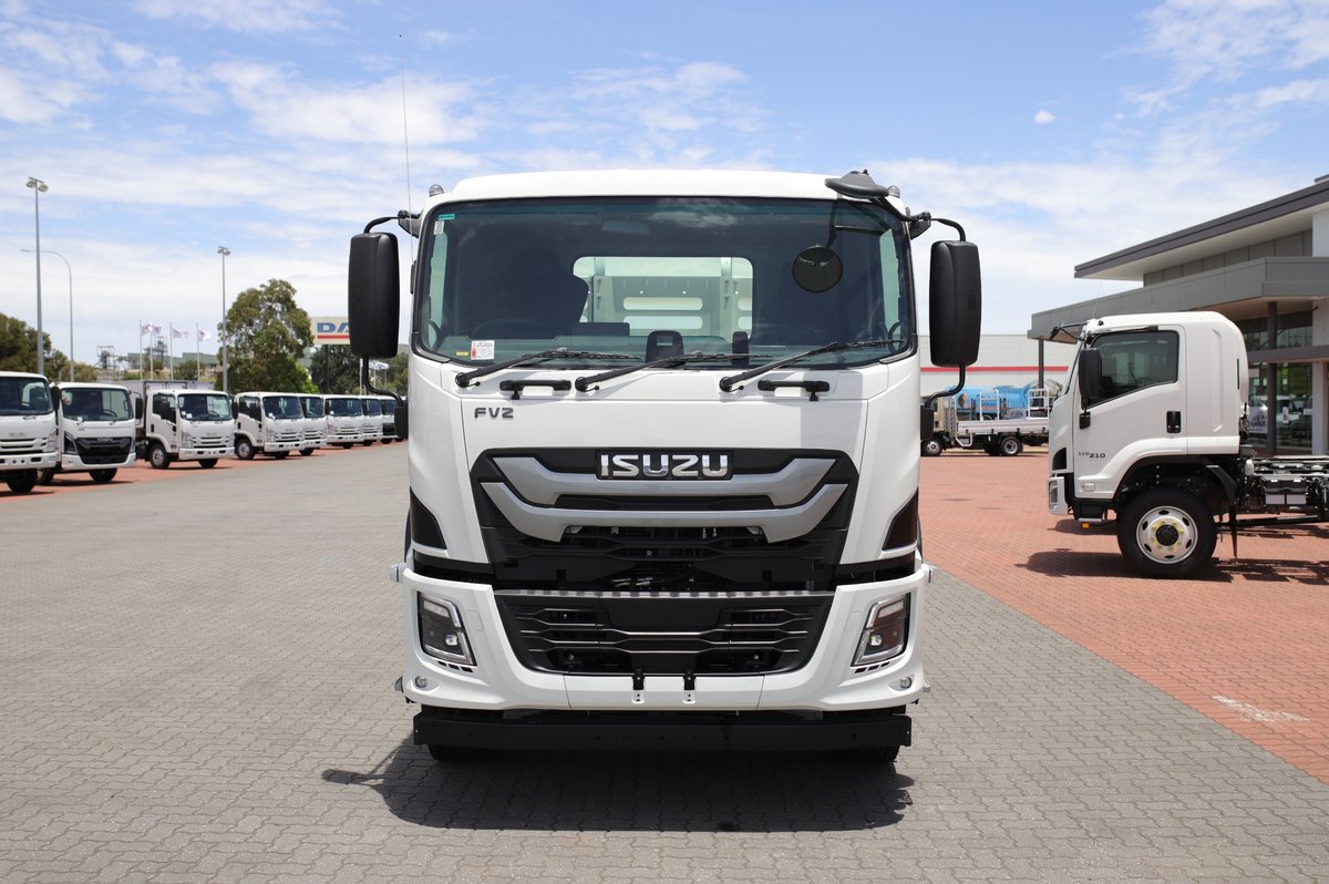 2026 Isuzu Trucks Fvz 260-300 R46 At 6 X 4 Skip Loader image 3