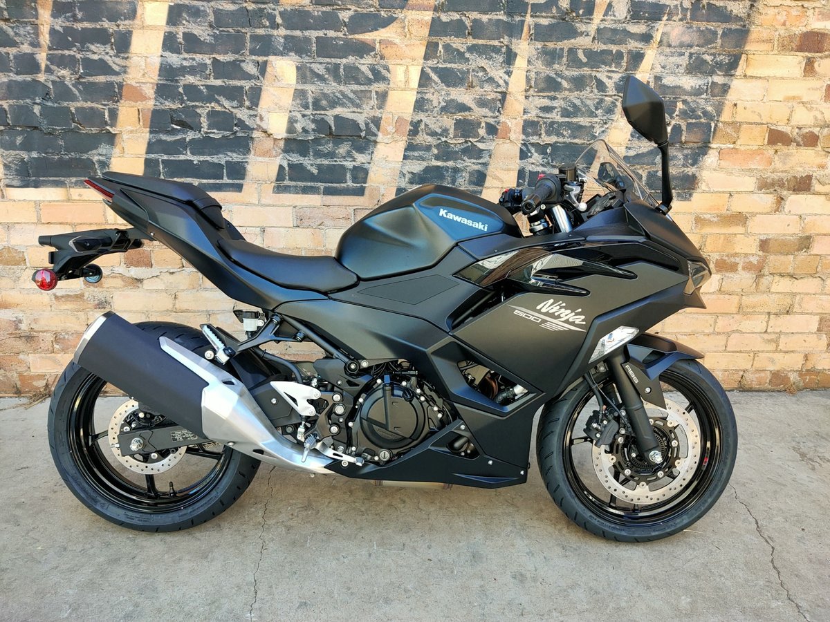 2026 KAWASAKI NINJA 500 (EX500G) ROAD BLACK