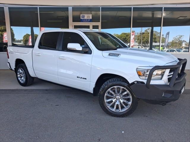 2023 RAM 1500 Laramie Sport RamBox DT MY23 4X4 Dual Range Bright White