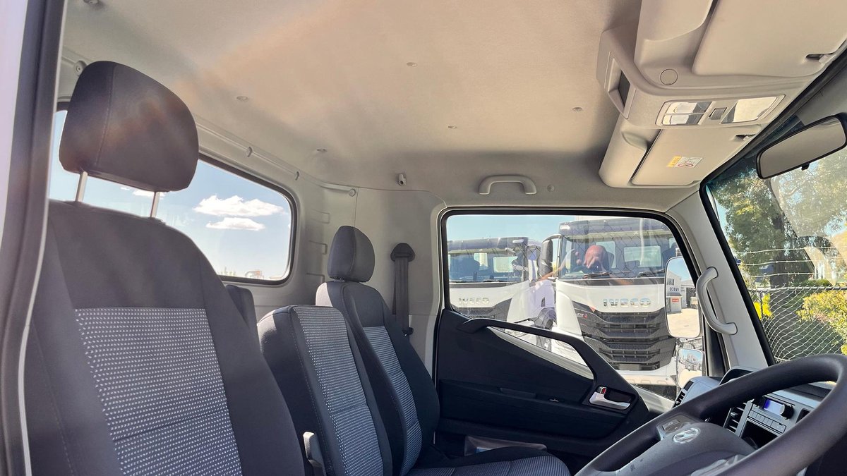 2025 Hyundai Ex4 Ex4/6 Supercab image 28