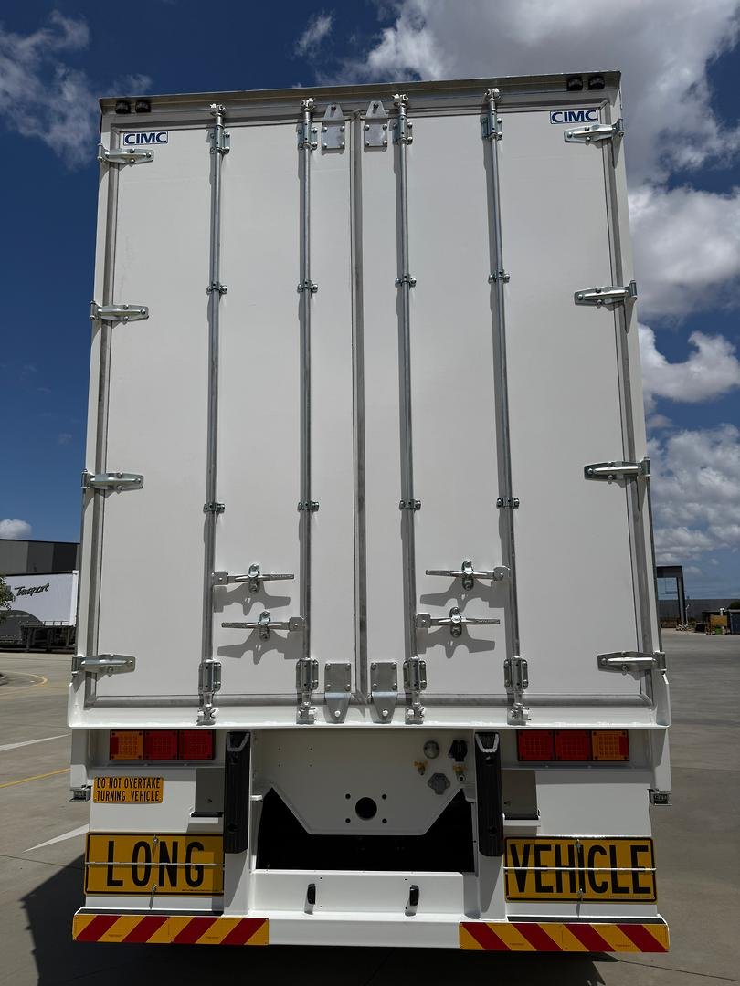 2026 CIMC 22 Pallet Flat Deck Curtainsider image 13