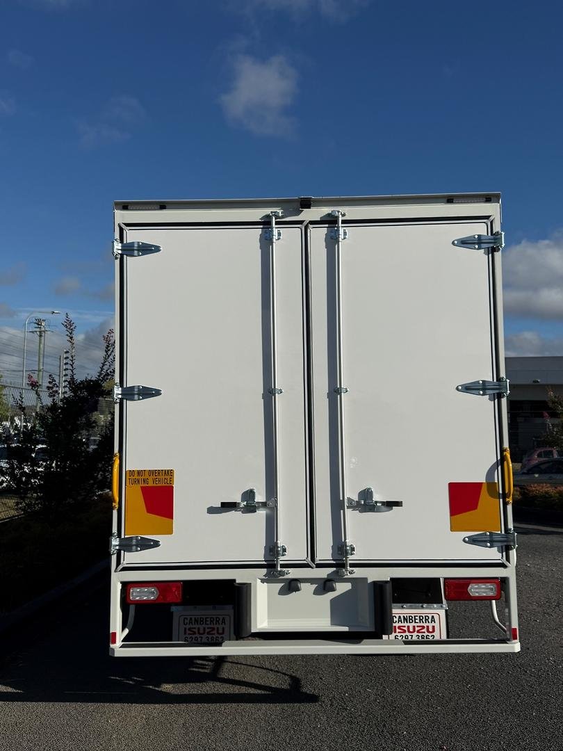 2026 Isuzu N Series NQR 88/80-190 AM D42 image 23
