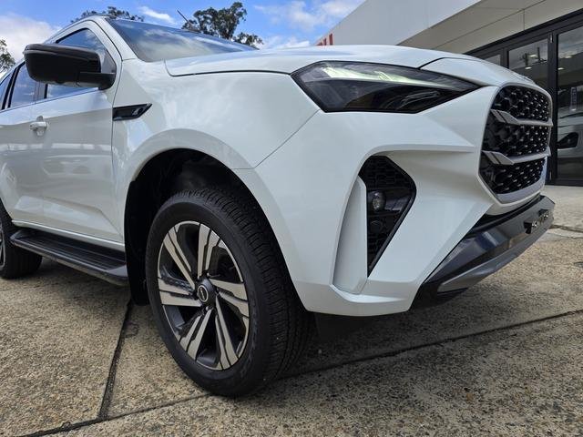 2025 Isuzu MU-X LS-T MY25.5 4X4 Dual Range image 9
