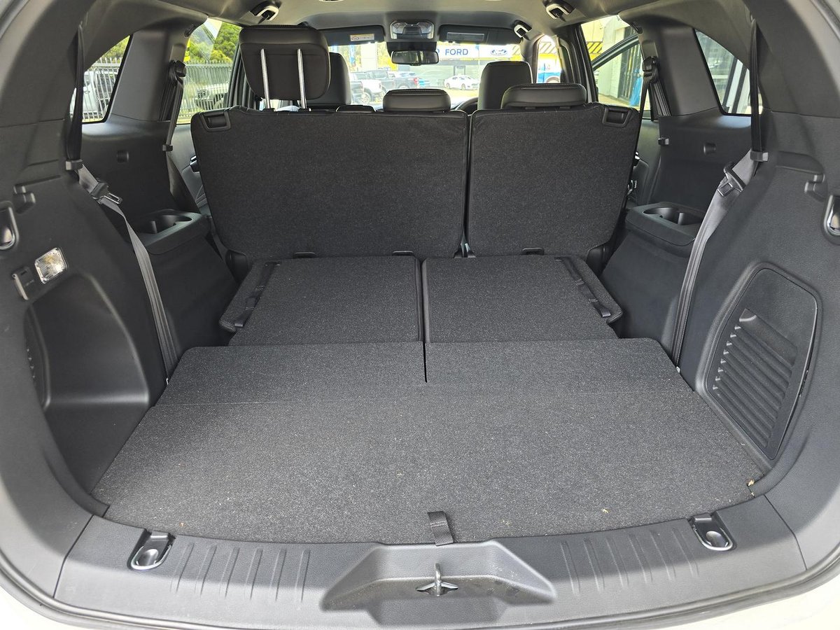 2025 Isuzu MU-X LS-T MY25.5 4X4 Dual Range image 17