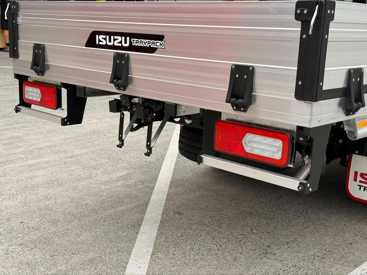 2026 Isuzu N Series NLR 45-150 DT D34 TRAYPACK image 17