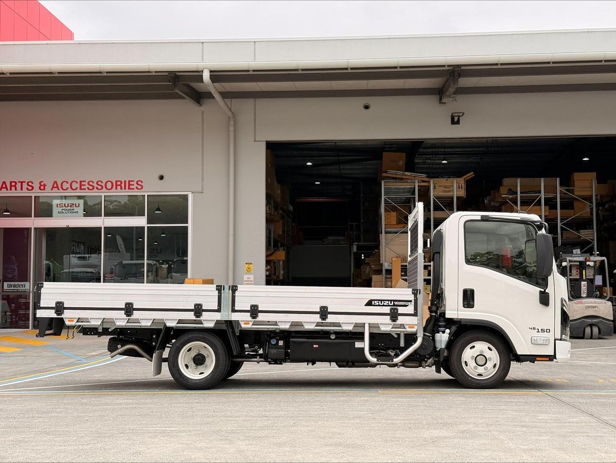 2026 Isuzu N Series NLR 45-150 DT D34 TRAYPACK image 12