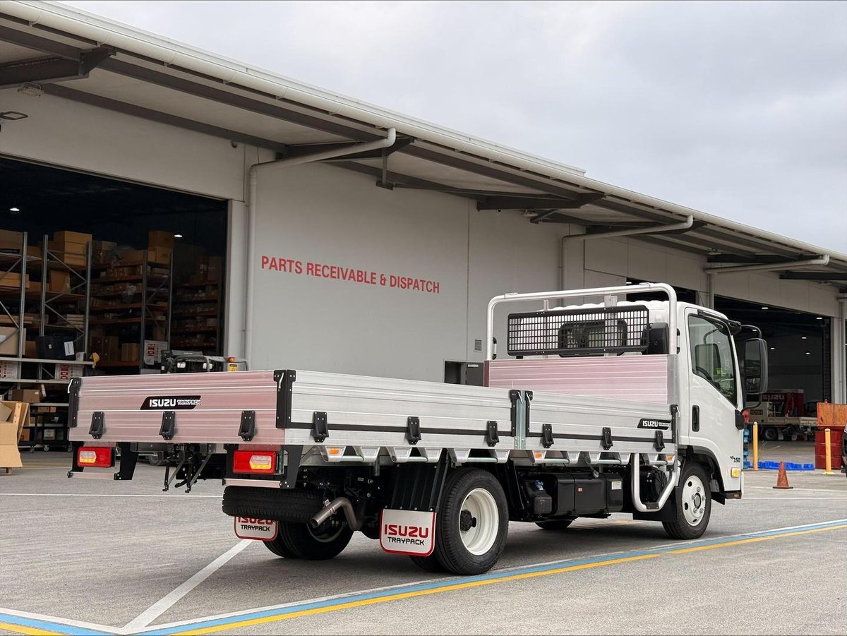 2026 Isuzu N Series NLR 45-150 DT D34 TRAYPACK image 11