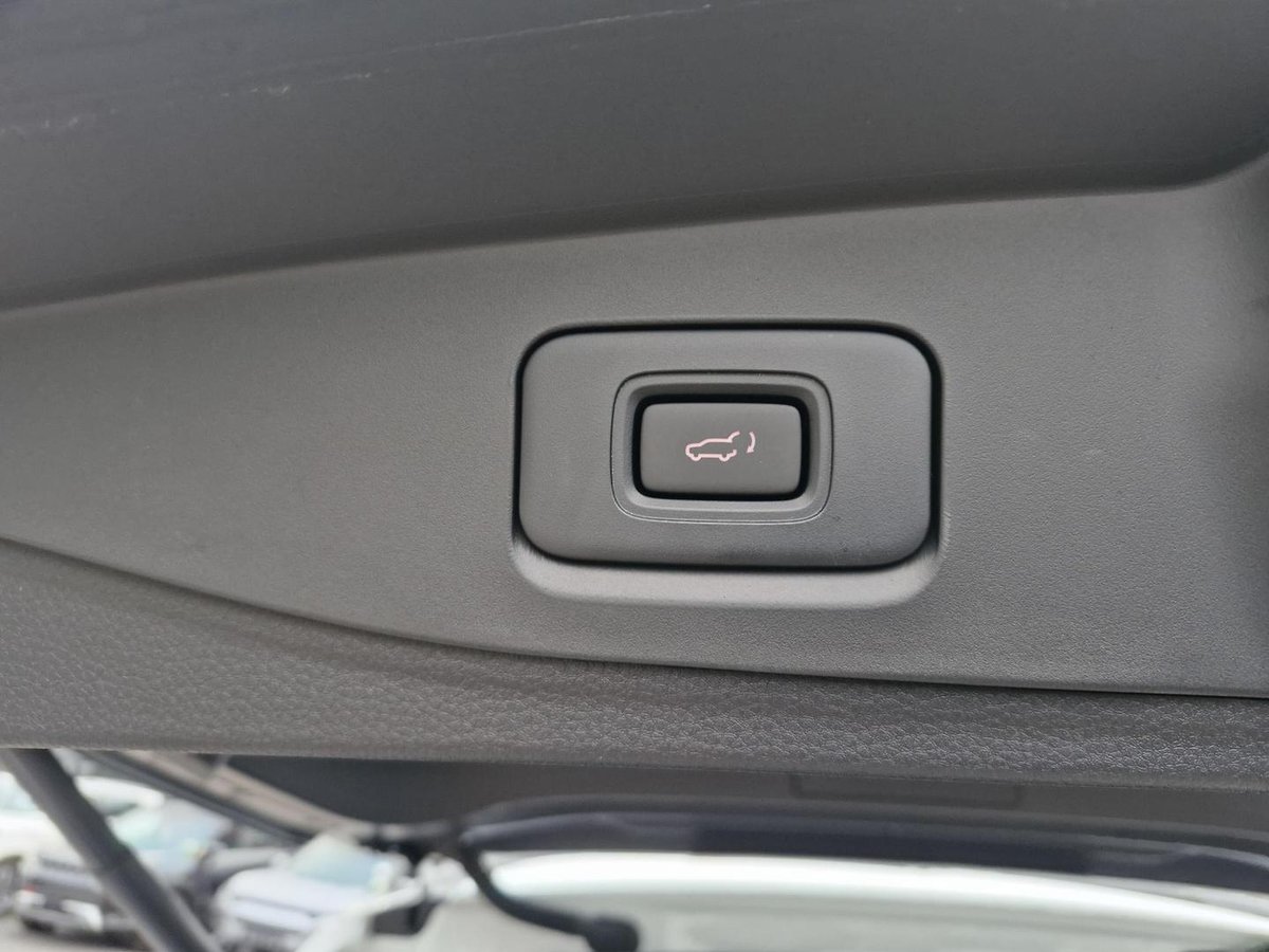 2026 Isuzu MU-X LS-T MY25.5 4X4 Dual Range image 13