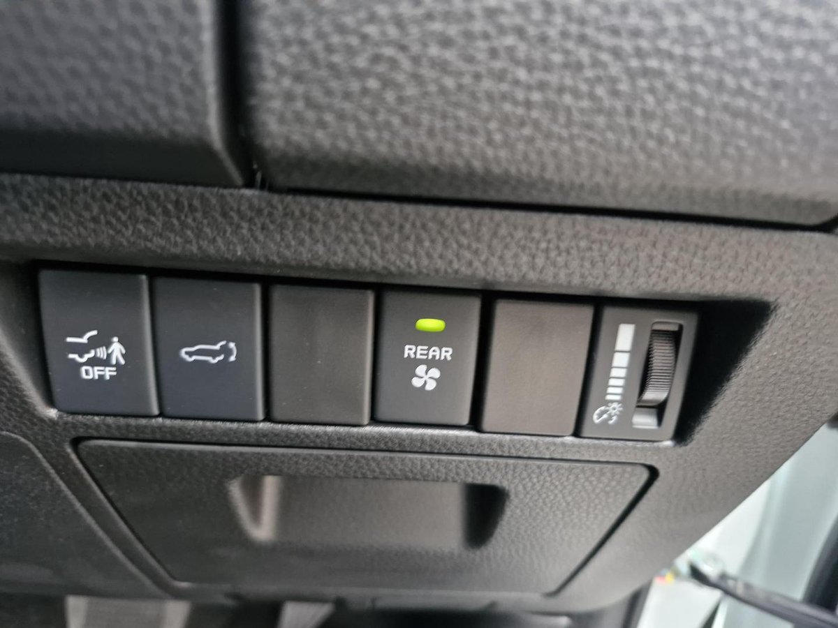 2026 Isuzu MU-X LS-T MY25.5 4X4 Dual Range image 14