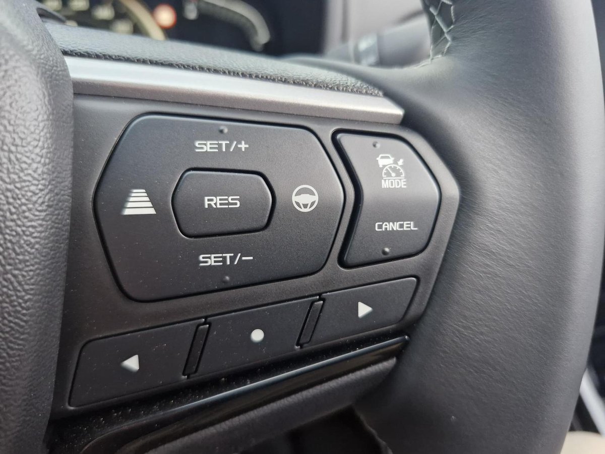 2026 Isuzu MU-X LS-T MY25.5 4X4 Dual Range image 27