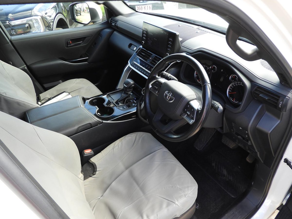 2022 Toyota Landcruiser Gxl Fja300r 4x4 Dual Range image 7