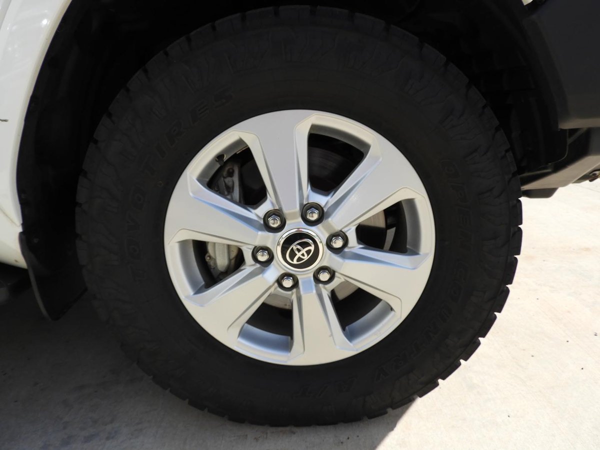 2022 Toyota Landcruiser Gxl Fja300r 4x4 Dual Range image 20