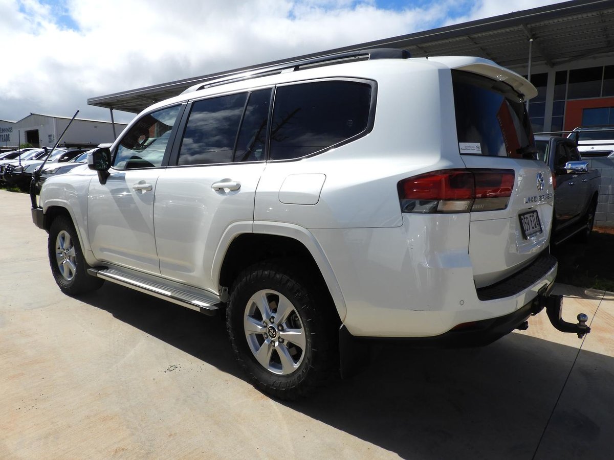 2022 Toyota Landcruiser Gxl Fja300r 4x4 Dual Range image 4