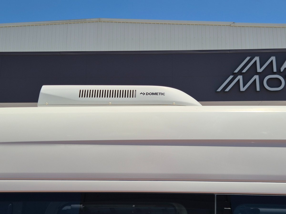 2010 Volkswagen Crafter Lwb High Roof Van image 7