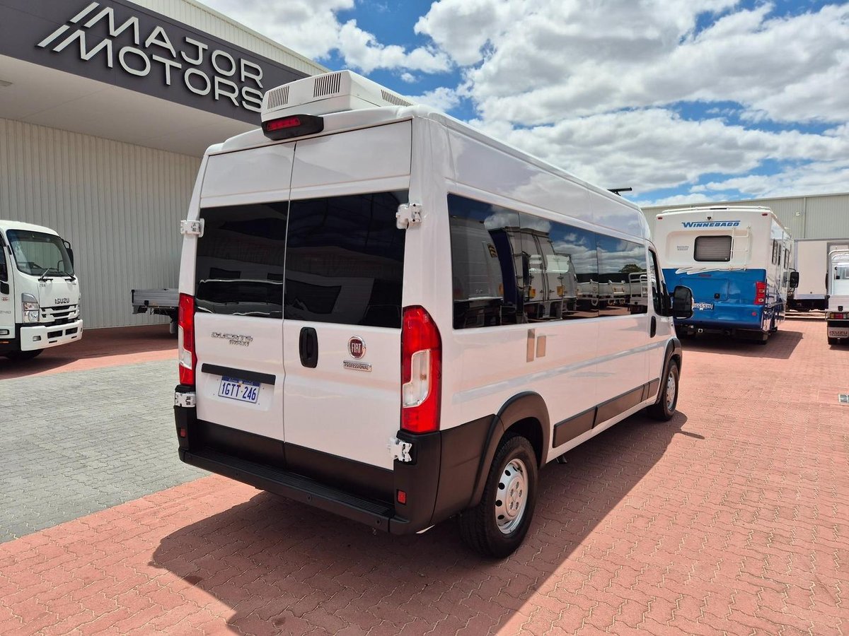 2019 Fiat Ducato Auto Maxi Van image 23