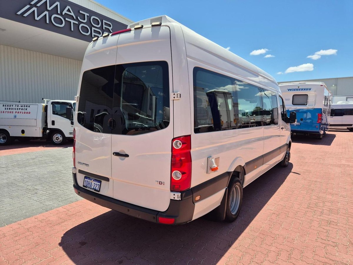 2010 Volkswagen Crafter Lwb High Roof Van image 11