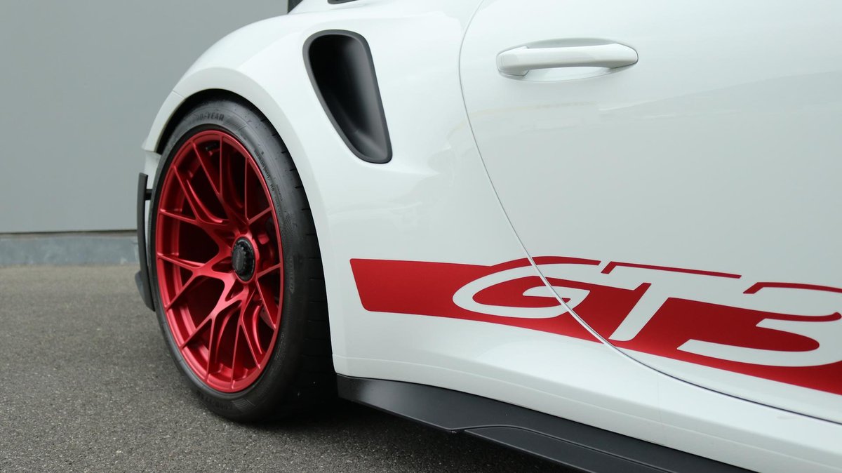 2024 Porsche 911 GT3 RS 992 MY24 image 21
