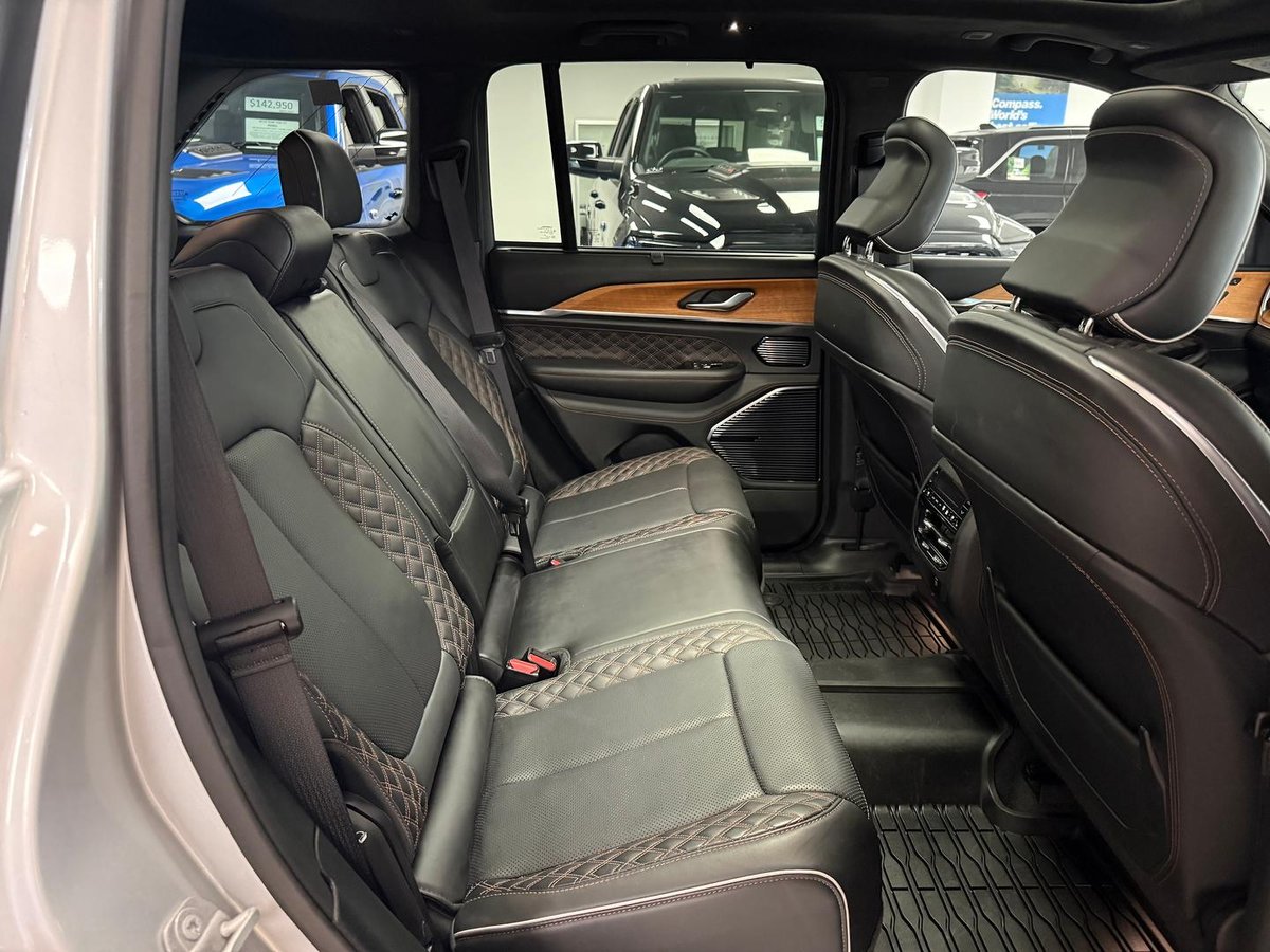 2023 Jeep Grand Cherokee Summit Reserve 4xe WL MY23 4X4 Dual Range image 17