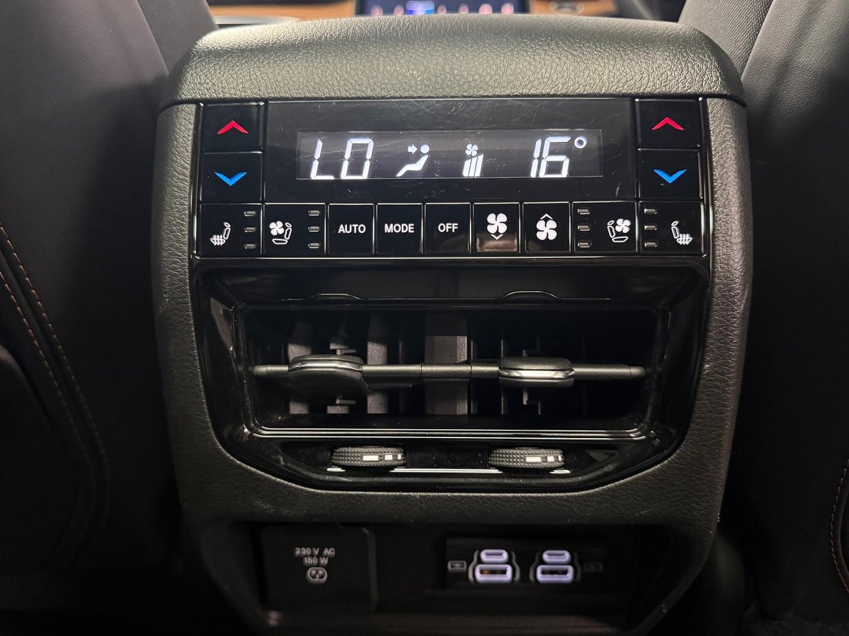 2023 Jeep Grand Cherokee Summit Reserve 4xe WL MY23 4X4 Dual Range image 18