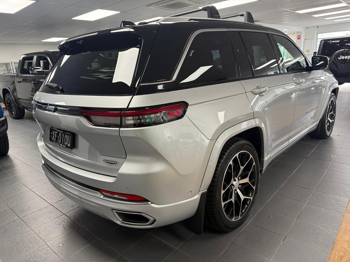2023 Jeep Grand Cherokee Summit Reserve 4xe WL MY23 4X4 Dual Range image 12