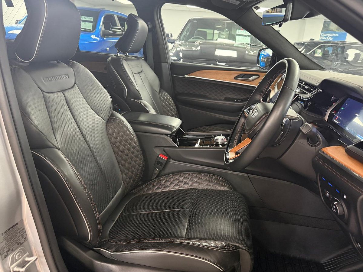 2023 Jeep Grand Cherokee Summit Reserve 4xe WL MY23 4X4 Dual Range image 24